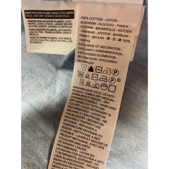 Levi’s Women's XL Long Sleeve Cotton Button Down Light Blue Relaxed Fit Chambray - Picture 8 of 9